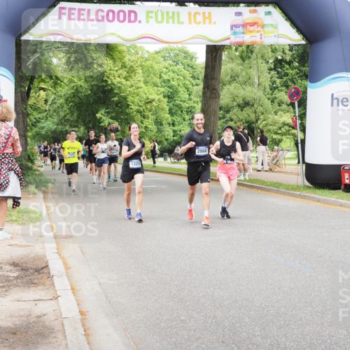 29.06.2025 - hella hamburg halbmarathon MichiJ http://msf.ph/oto/8260826 29.06.2025 10:53:43 Zwischen KM18-KM19 1329, 5976, 10213, 11507, 12313, 16546, 17500 meine-sportfotos.de
