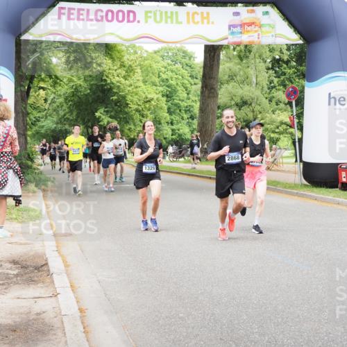 29.06.2025 - hella hamburg halbmarathon MichiJ http://msf.ph/oto/8260928 29.06.2025 10:53:44 Zwischen KM18-KM19 1329, 2868, 5976, 10213, 12313, 16546, 17500 meine-sportfotos.de
