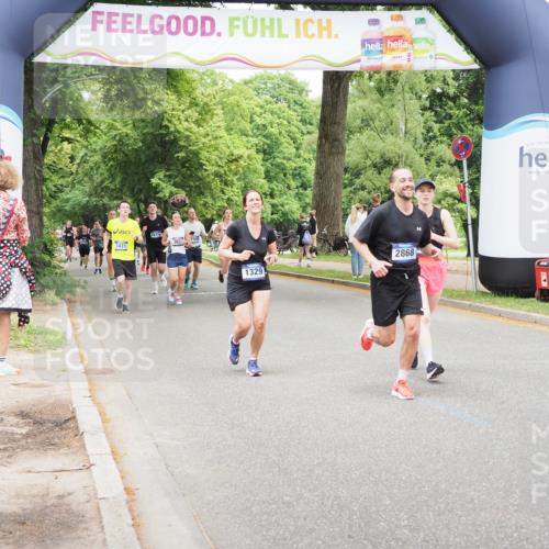 29.06.2025 - hella hamburg halbmarathon MichiJ http://msf.ph/oto/8260960 29.06.2025 10:53:44 Zwischen KM18-KM19 1329, 2868, 5976, 10213, 12313, 16546, 17500 meine-sportfotos.de