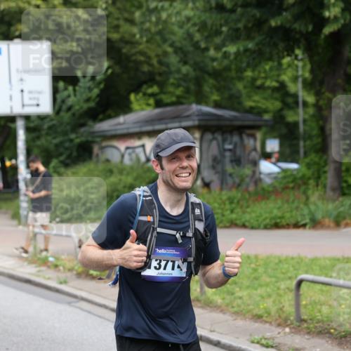 29.06.2025 - hella hamburg halbmarathon Yannick Fuchs http://msf.ph/oto/8261018 29.06.2025 10:36:23 20KM 1169, 1441, 1512, 1763, 1800, 1962, 2675, 5690, 5987, 6593, 7092, 7105, 7116, 8694, 9365, 9815, 10415, 11417, 12588, 13196, 13714, 13876, 14275, 14346, 15521, 15623, 15654, 15846, 15935, 16084, 17159, 17182, 17882, 18509, 18772, 19046 meine-sportfotos.de