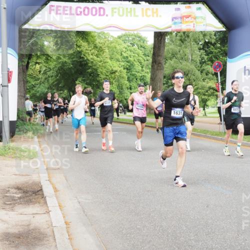 29.06.2025 - hella hamburg halbmarathon MichiJ http://msf.ph/oto/8261289 29.06.2025 10:29:59 Zwischen KM18-KM19 1631, 4871, 5387, 10375, 10894, 16281, 17720 meine-sportfotos.de