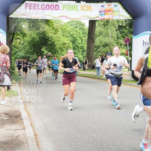 29.06.2025 - hella hamburg halbmarathon MichiJ http://msf.ph/oto/8261316 29.06.2025 10:53:50 Zwischen KM18-KM19 2868, 3630, 4532, 5431, 10042, 11509, 12998, 16379, 17500, 18857 meine-sportfotos.de