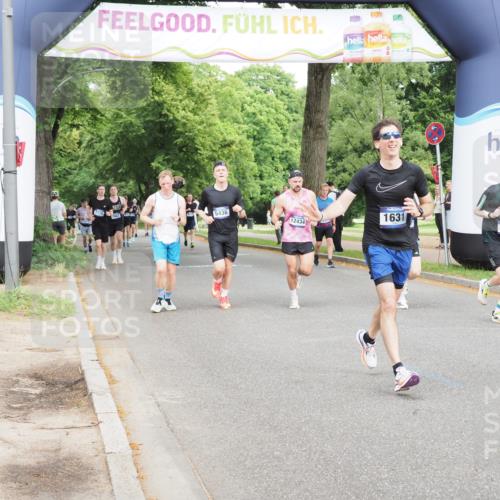 29.06.2025 - hella hamburg halbmarathon MichiJ http://msf.ph/oto/8261341 29.06.2025 10:29:59 Zwischen KM18-KM19 1631, 4871, 5387, 10375, 10894, 16281, 17720 meine-sportfotos.de