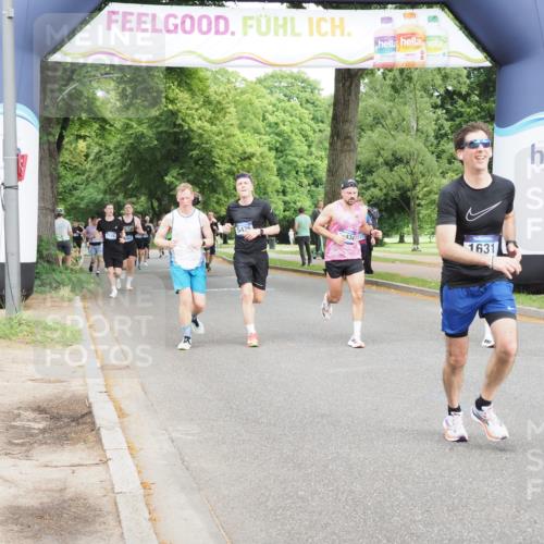 29.06.2025 - hella hamburg halbmarathon MichiJ http://msf.ph/oto/8261377 29.06.2025 10:29:59 Zwischen KM18-KM19 1631, 4871, 5387, 10375, 10894, 16281, 17720 meine-sportfotos.de