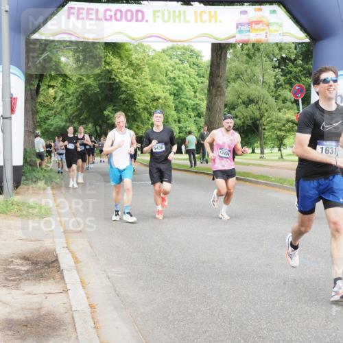 29.06.2025 - hella hamburg halbmarathon MichiJ http://msf.ph/oto/8261413 29.06.2025 10:29:59 Zwischen KM18-KM19 1631, 4871, 5387, 10375, 10894, 16281, 17720 meine-sportfotos.de