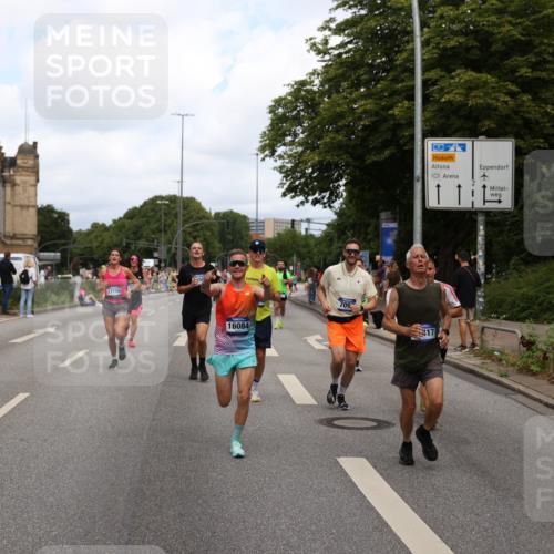 29.06.2025 - hella hamburg halbmarathon Yannick Fuchs http://msf.ph/oto/8261495 29.06.2025 10:36:25 20KM 1169, 1441, 1512, 1763, 1800, 1962, 2675, 5690, 5987, 6593, 7092, 7105, 7116, 8694, 9365, 9815, 10415, 11417, 12588, 13196, 13714, 13876, 14275, 14346, 15521, 15623, 15654, 15846, 15935, 16084, 17159, 17182, 17882, 17926, 18509, 18772, 19046 meine-sportfotos.de