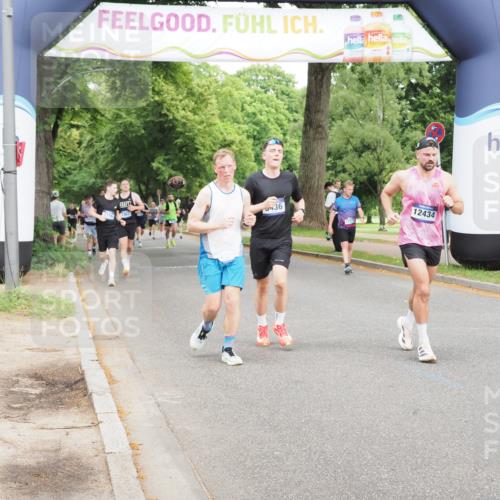 29.06.2025 - hella hamburg halbmarathon MichiJ http://msf.ph/oto/8261546 29.06.2025 10:30:00 Zwischen KM18-KM19 1631, 4871, 5387, 5436, 10375, 10894, 12434, 16281, 17720, 18491 meine-sportfotos.de