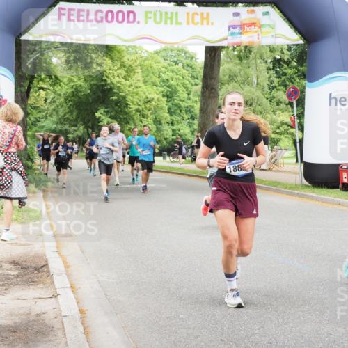 29.06.2025 - hella hamburg halbmarathon MichiJ http://msf.ph/oto/8261562 29.06.2025 10:53:51 Zwischen KM18-KM19 2868, 3630, 4532, 5431, 10042, 11509, 12998, 16379, 18857 meine-sportfotos.de