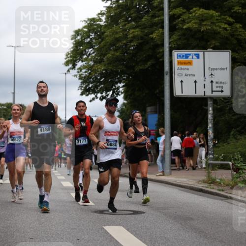 29.06.2025 - hella hamburg halbmarathon Yannick Fuchs http://msf.ph/oto/8261565 29.06.2025 10:48:39 20KM 1125, 1327, 1410, 1496, 1506, 1628, 2119, 2474, 2561, 2771, 2884, 3041, 3177, 3791, 3794, 3861, 3945, 4029, 4189, 4231, 4938, 5319, 6082, 6084, 6433, 6443, 6581, 6587, 6723, 8449, 8487, 8514, 8698, 8772, 8798, 8973, 9012, 9060, 9227, 10191, 10192, 10263, 10266, 10368, 10376, 11184, 11333, 11499, 11747, 11797, 11799, 11976, 12186, 12362, 12489, 12961, 13297, 13988, 14036, 14175, 14592, 14638, 14660, 14818, 14948, 15156, 15169, 15389, 15408, 15524, 15879, 16047, 18380 meine-sportfotos.de