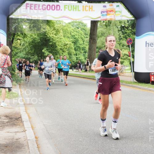 29.06.2025 - hella hamburg halbmarathon MichiJ http://msf.ph/oto/8261613 29.06.2025 10:53:51 Zwischen KM18-KM19 2868, 3630, 4532, 5431, 10042, 11509, 12998, 16379, 18857 meine-sportfotos.de