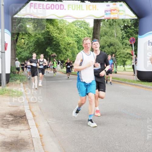 29.06.2025 - hella hamburg halbmarathon MichiJ http://msf.ph/oto/8261709 29.06.2025 10:30:01 Zwischen KM18-KM19 1631, 1962, 4871, 5387, 5436, 10375, 10894, 12434, 16281, 18491 meine-sportfotos.de