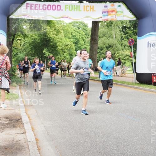 29.06.2025 - hella hamburg halbmarathon MichiJ http://msf.ph/oto/8261729 29.06.2025 10:53:54 Zwischen KM18-KM19 1866, 3630, 4532, 5431, 10042, 11321, 11509, 12998, 13203, 13603, 14987, 18857 meine-sportfotos.de