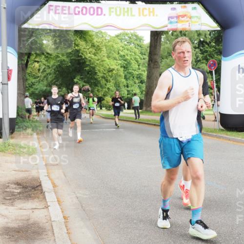 29.06.2025 - hella hamburg halbmarathon MichiJ http://msf.ph/oto/8261741 29.06.2025 10:30:01 Zwischen KM18-KM19 1631, 1962, 4871, 5387, 5436, 10375, 10894, 12434, 16281, 18491 meine-sportfotos.de