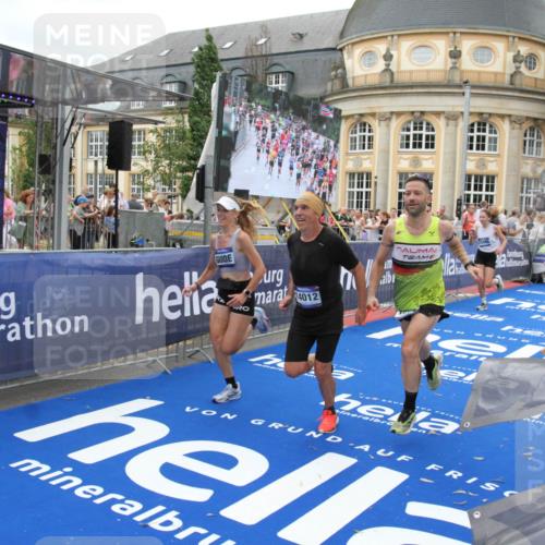29.06.2025 - hella hamburg halbmarathon Michael Strokosch http://msf.ph/oto/8261800 29.06.2025 10:51:45 Ziel 6286, 7224, 8819, 13327, 14012, 14458, 15496, 15727, 15831, 15899, 17682, 19020, 19053 meine-sportfotos.de