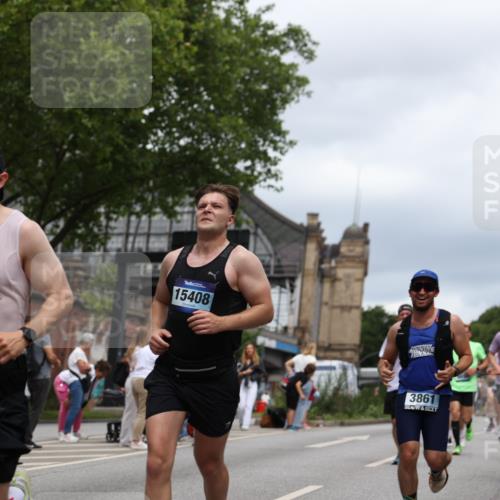 29.06.2025 - hella hamburg halbmarathon Yannick Fuchs http://msf.ph/oto/8261870 29.06.2025 10:48:40 20KM 1125, 1327, 1410, 1496, 1506, 1628, 2119, 2474, 2561, 2771, 2884, 2955, 3041, 3177, 3652, 3791, 3794, 3861, 3945, 4029, 4189, 4231, 4938, 5319, 6082, 6084, 6433, 6443, 6581, 6587, 6723, 8449, 8487, 8514, 8698, 8772, 8973, 9012, 9060, 9227, 10191, 10192, 10263, 10266, 10368, 10376, 11184, 11333, 11499, 11747, 11797, 11799, 11976, 12186, 12489, 12961, 13297, 13988, 14036, 14175, 14592, 14638, 14660, 14948, 15389, 15408, 15524, 15879, 16047, 17842, 18380 meine-sportfotos.de