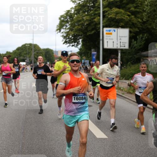 29.06.2025 - hella hamburg halbmarathon Yannick Fuchs http://msf.ph/oto/8261972 29.06.2025 10:36:26 20KM 1169, 1441, 1512, 1763, 1962, 2675, 5690, 5987, 6593, 7092, 7105, 7116, 8694, 9365, 9815, 10415, 11417, 12588, 13196, 13714, 13876, 14275, 14346, 15521, 15623, 15654, 15846, 15935, 16084, 17159, 17182, 17882, 17926, 18509, 18772, 19046 meine-sportfotos.de