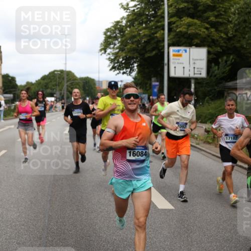 29.06.2025 - hella hamburg halbmarathon Yannick Fuchs http://msf.ph/oto/8261986 29.06.2025 10:36:27 20KM 1169, 1256, 1441, 1512, 1763, 1962, 2675, 5690, 5987, 6593, 7092, 7105, 7116, 8694, 9365, 10415, 11417, 12588, 13196, 13714, 14275, 14346, 15521, 15623, 15654, 15846, 15935, 16084, 16281, 17159, 17182, 17882, 17926, 18772, 19046 meine-sportfotos.de