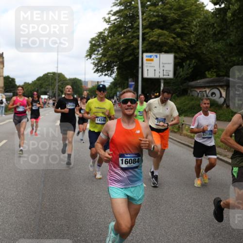 29.06.2025 - hella hamburg halbmarathon Yannick Fuchs http://msf.ph/oto/8262089 29.06.2025 10:36:27 20KM 1169, 1256, 1441, 1512, 1763, 1962, 2675, 5690, 5987, 6593, 7092, 7105, 7116, 8694, 9365, 10415, 11417, 12588, 13196, 13714, 14275, 14346, 15521, 15623, 15654, 15846, 15935, 16084, 16281, 17159, 17182, 17882, 17926, 18772, 19046 meine-sportfotos.de