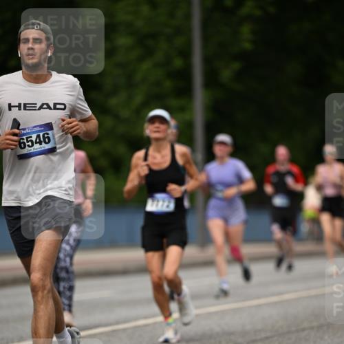 29.06.2025 - hella hamburg halbmarathon Dr. Thomas Lammeyer http://msf.ph/oto/8262199 29.06.2025 10:35:18 Kennedybrücke 1059, 1097, 1472, 1547, 1979, 2414, 2754, 2755, 2914, 3281, 3443, 4561, 4817, 5437, 5943, 6057, 6078, 6195, 6546, 6616, 6640, 6725, 6787, 7120, 7604, 7772, 8050, 8812, 8941, 10148, 10586 meine-sportfotos.de