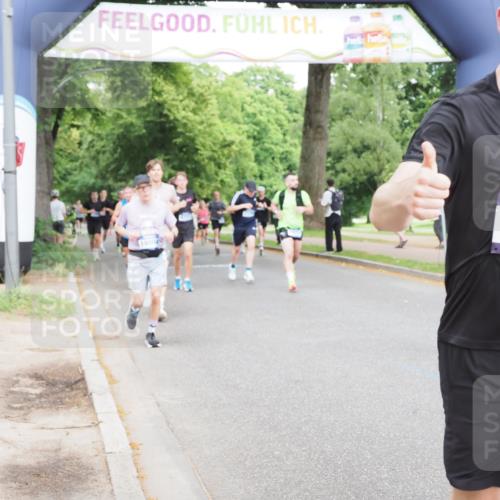 29.06.2025 - hella hamburg halbmarathon MichiJ http://msf.ph/oto/8262379 29.06.2025 10:30:05 Zwischen KM18-KM19 1631, 1962, 4871, 5387, 5436, 6721, 7116, 9547, 12434, 17177, 18004, 18491 meine-sportfotos.de