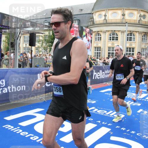 29.06.2025 - hella hamburg halbmarathon Michael Strokosch http://msf.ph/oto/8262670 29.06.2025 10:51:51 Ziel 2396, 6286, 7224, 8710, 8819, 9793, 9959, 12224, 15427, 15727, 15831, 15899, 16907, 17682, 17815, 19053, 19137 meine-sportfotos.de