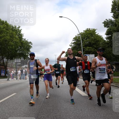 29.06.2025 - hella hamburg halbmarathon Yannick Fuchs http://msf.ph/oto/8262682 29.06.2025 10:48:41 20KM 1125, 1327, 1410, 1496, 1506, 1628, 2119, 2474, 2561, 2771, 2884, 2955, 3041, 3177, 3652, 3791, 3794, 3861, 3945, 4029, 4189, 4231, 4938, 5319, 6082, 6084, 6433, 6443, 6581, 6587, 6723, 8449, 8487, 8514, 8698, 8772, 8973, 9012, 9060, 9227, 10191, 10192, 10263, 10368, 10376, 11184, 11333, 11499, 11747, 11797, 11799, 11976, 12186, 12489, 12961, 13297, 13988, 14036, 14175, 14592, 14638, 14660, 14948, 15389, 15408, 15524, 15879, 16047, 17842, 18380 meine-sportfotos.de