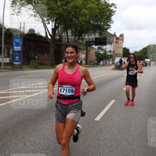 29.06.2025 - hella hamburg halbmarathon Yannick Fuchs http://msf.ph/oto/8262693 29.06.2025 10:36:29 20KM 1169, 1256, 1441, 1512, 1763, 1903, 1962, 2675, 5682, 5690, 5987, 6593, 6639, 7092, 7105, 7116, 7363, 8694, 9365, 10415, 11417, 12588, 13196, 13714, 14275, 14346, 15521, 15623, 15654, 15846, 15935, 16084, 16281, 17159, 17182, 17637, 17926, 18772, 19046 meine-sportfotos.de