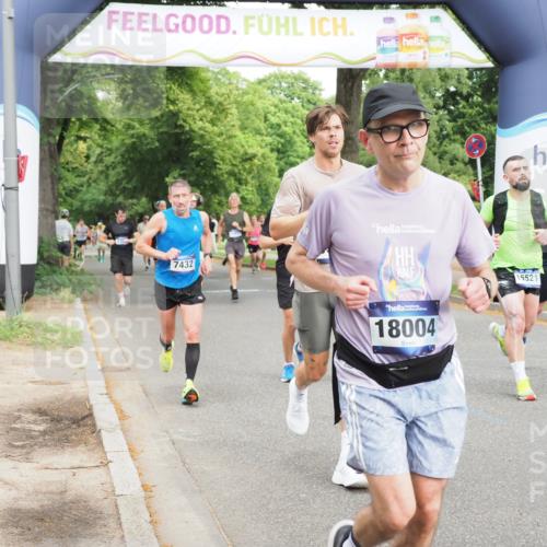 29.06.2025 - hella hamburg halbmarathon MichiJ http://msf.ph/oto/8262706 29.06.2025 10:30:07 Zwischen KM18-KM19 1631, 1962, 5387, 5436, 6721, 7116, 9547, 12434, 15521, 15623, 17177, 18004, 18491 meine-sportfotos.de