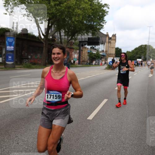 29.06.2025 - hella hamburg halbmarathon Yannick Fuchs http://msf.ph/oto/8262720 29.06.2025 10:36:29 20KM 1169, 1256, 1441, 1512, 1763, 1903, 1962, 2675, 5682, 5690, 5987, 6593, 6639, 7092, 7105, 7116, 7363, 8694, 9365, 10415, 11417, 12588, 13196, 13714, 14275, 14346, 15521, 15623, 15654, 15846, 15935, 16084, 16281, 17159, 17182, 17637, 17926, 18772, 19046 meine-sportfotos.de