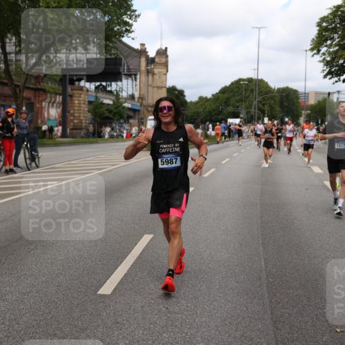 29.06.2025 - hella hamburg halbmarathon Yannick Fuchs http://msf.ph/oto/8262844 29.06.2025 10:36:29 20KM 1169, 1256, 1441, 1512, 1763, 1903, 1962, 2675, 5682, 5690, 5987, 6593, 6639, 7092, 7105, 7116, 7363, 8694, 9365, 10415, 11417, 12588, 13196, 13714, 14275, 14346, 15521, 15623, 15654, 15846, 15935, 16084, 16281, 17159, 17182, 17637, 17926, 18772, 19046 meine-sportfotos.de