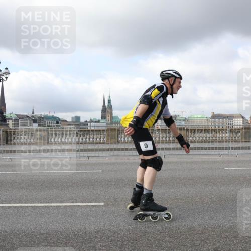 29.06.2025 - hella hamburg halbmarathon Lena Gebhardt http://msf.ph/oto/8262867 29.06.2025 09:03:47 Lombardsbrücke  meine-sportfotos.de
