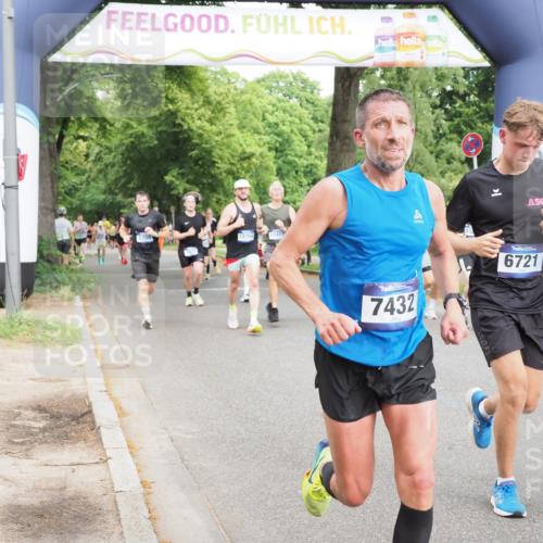 29.06.2025 - hella hamburg halbmarathon MichiJ http://msf.ph/oto/8262884 29.06.2025 10:30:09 Zwischen KM18-KM19 1570, 1962, 6550, 6721, 7035, 7116, 7432, 9547, 11417, 15247, 15521, 15623, 17177, 18004 meine-sportfotos.de