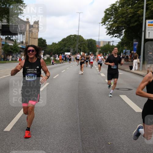 29.06.2025 - hella hamburg halbmarathon Yannick Fuchs http://msf.ph/oto/8262941 29.06.2025 10:36:29 20KM 1169, 1256, 1441, 1512, 1763, 1903, 1962, 2675, 5682, 5690, 5987, 6593, 6639, 7092, 7105, 7116, 7363, 8694, 9365, 10415, 11417, 12588, 13196, 13714, 14275, 14346, 15521, 15623, 15654, 15846, 15935, 16084, 16281, 17159, 17182, 17637, 17926, 18772, 19046 meine-sportfotos.de