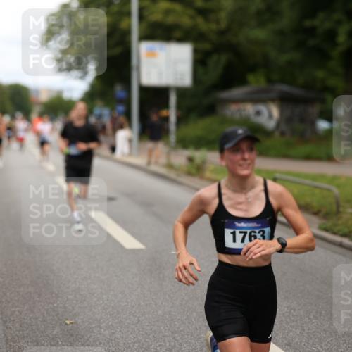 29.06.2025 - hella hamburg halbmarathon Yannick Fuchs http://msf.ph/oto/8262991 29.06.2025 10:36:30 20KM 1169, 1256, 1441, 1512, 1763, 1903, 1962, 2675, 5682, 5690, 5987, 6593, 6639, 7092, 7105, 7116, 7363, 8694, 9365, 10415, 11417, 12588, 13196, 13483, 14275, 14346, 15521, 15623, 15654, 15846, 15935, 16084, 16281, 17159, 17182, 17637, 17926, 18772, 19046 meine-sportfotos.de
