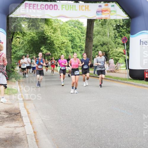 29.06.2025 - hella hamburg halbmarathon MichiJ http://msf.ph/oto/8262992 29.06.2025 10:54:09 Zwischen KM18-KM19 1729, 2628, 3062, 5605, 9007, 12912, 13042, 13732, 13857 meine-sportfotos.de