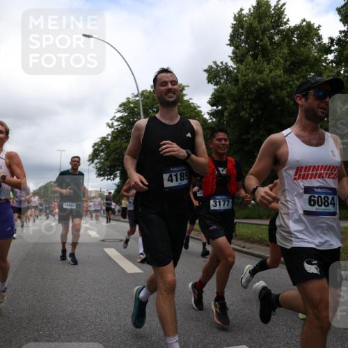 29.06.2025 - hella hamburg halbmarathon Yannick Fuchs http://msf.ph/oto/8263036 29.06.2025 10:48:42 20KM 1125, 1327, 1410, 1496, 1506, 1628, 2119, 2474, 2561, 2771, 2884, 2955, 3041, 3177, 3652, 3791, 3794, 3861, 3945, 4029, 4189, 4231, 4938, 5319, 6082, 6084, 6433, 6443, 6587, 6723, 8449, 8487, 8514, 8698, 8772, 8973, 9012, 9060, 9227, 10191, 10192, 10263, 10368, 10376, 11184, 11333, 11499, 11747, 11797, 11799, 11976, 12186, 12489, 12526, 12961, 13297, 13988, 14036, 14175, 14592, 14638, 14660, 14948, 15389, 15408, 15524, 15879, 16047, 17842, 18380 meine-sportfotos.de