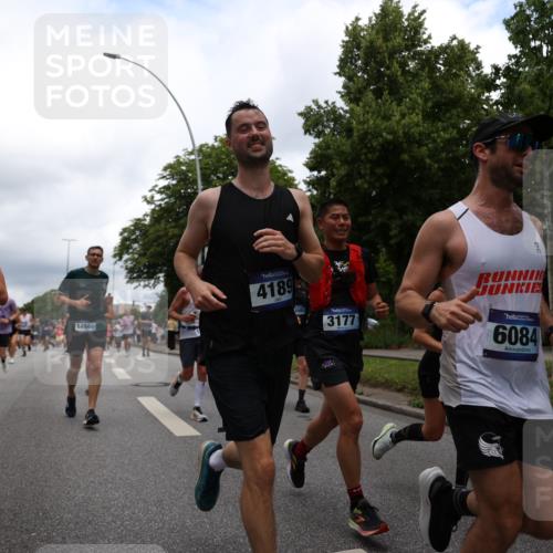 29.06.2025 - hella hamburg halbmarathon Yannick Fuchs http://msf.ph/oto/8263061 29.06.2025 10:48:42 20KM 1125, 1327, 1410, 1496, 1506, 1628, 2119, 2474, 2561, 2771, 2884, 2955, 3041, 3177, 3652, 3791, 3794, 3861, 3945, 4029, 4189, 4231, 4938, 5319, 6082, 6084, 6433, 6443, 6587, 6723, 8449, 8487, 8514, 8698, 8772, 8973, 9012, 9060, 9227, 10191, 10192, 10263, 10368, 10376, 11184, 11333, 11499, 11747, 11797, 11799, 11976, 12186, 12489, 12526, 12961, 13297, 13988, 14036, 14175, 14592, 14638, 14660, 14948, 15389, 15408, 15524, 15879, 16047, 17842, 18380 meine-sportfotos.de