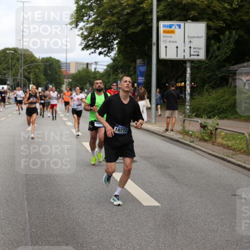 29.06.2025 - hella hamburg halbmarathon Yannick Fuchs http://msf.ph/oto/8263096 29.06.2025 10:36:30 20KM 1169, 1256, 1441, 1512, 1763, 1903, 1962, 2675, 5682, 5690, 5987, 6593, 6639, 7092, 7105, 7116, 7363, 8694, 9365, 10415, 11417, 12588, 13196, 13483, 14275, 14346, 15521, 15623, 15654, 15846, 15935, 16084, 16281, 17159, 17182, 17637, 17926, 18772, 19046 meine-sportfotos.de