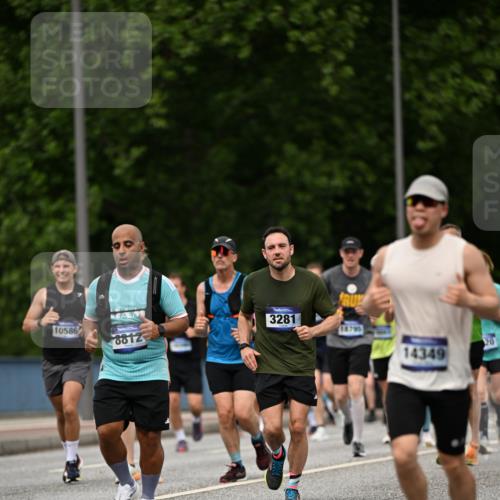 29.06.2025 - hella hamburg halbmarathon Dr. Thomas Lammeyer http://msf.ph/oto/8263111 29.06.2025 10:35:21 Kennedybrücke 1097, 1547, 1979, 2414, 2754, 2755, 2914, 3281, 3424, 3443, 4561, 4817, 5437, 5943, 6057, 6078, 6195, 6546, 6616, 6640, 6725, 6787, 7120, 7604, 7772, 8050, 8812, 8941, 9183, 10148, 10586 meine-sportfotos.de