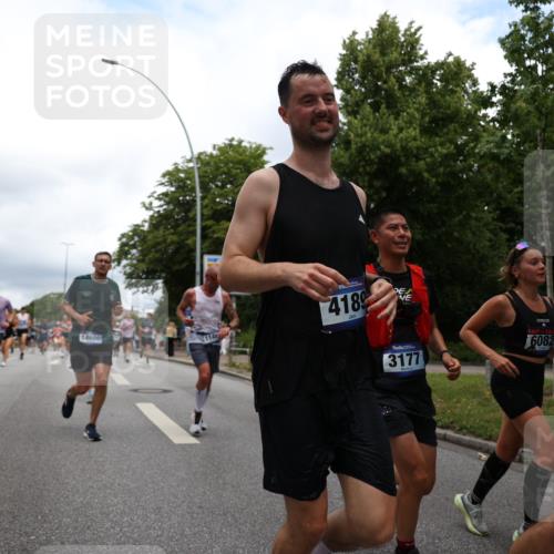 29.06.2025 - hella hamburg halbmarathon Yannick Fuchs http://msf.ph/oto/8263123 29.06.2025 10:48:42 20KM 1125, 1327, 1410, 1496, 1506, 1628, 2119, 2474, 2561, 2771, 2884, 2955, 3041, 3177, 3652, 3791, 3794, 3861, 3945, 4029, 4189, 4231, 4938, 5319, 6082, 6084, 6433, 6443, 6587, 6723, 8449, 8487, 8514, 8698, 8772, 8973, 9012, 9060, 9227, 10191, 10192, 10263, 10368, 10376, 11184, 11333, 11499, 11747, 11797, 11799, 11976, 12186, 12489, 12526, 12961, 13297, 13988, 14036, 14175, 14592, 14638, 14660, 14948, 15389, 15408, 15524, 15879, 16047, 17842, 18380 meine-sportfotos.de