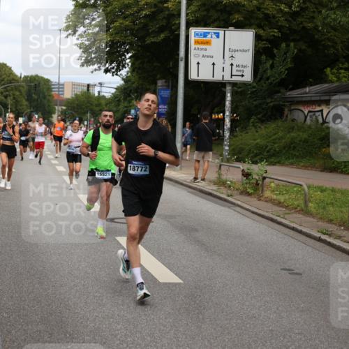29.06.2025 - hella hamburg halbmarathon Yannick Fuchs http://msf.ph/oto/8263134 29.06.2025 10:36:30 20KM 1169, 1256, 1441, 1512, 1763, 1903, 1962, 2675, 5682, 5690, 5987, 6593, 6639, 7092, 7105, 7116, 7363, 8694, 9365, 10415, 11417, 12588, 13196, 13483, 14275, 14346, 15521, 15623, 15654, 15846, 15935, 16084, 16281, 17159, 17182, 17637, 17926, 18772, 19046 meine-sportfotos.de