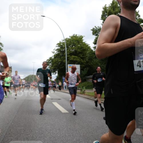29.06.2025 - hella hamburg halbmarathon Yannick Fuchs http://msf.ph/oto/8263191 29.06.2025 10:48:42 20KM 1125, 1327, 1410, 1496, 1506, 1628, 2119, 2474, 2561, 2771, 2884, 2955, 3041, 3177, 3652, 3791, 3794, 3861, 3945, 4029, 4189, 4231, 4938, 5319, 6082, 6084, 6433, 6443, 6587, 6723, 8449, 8487, 8514, 8698, 8772, 8973, 9012, 9060, 9227, 10191, 10192, 10263, 10368, 10376, 11184, 11333, 11499, 11747, 11797, 11799, 11976, 12186, 12489, 12526, 12961, 13297, 13988, 14036, 14175, 14592, 14638, 14660, 14948, 15389, 15408, 15524, 15879, 16047, 17842, 18380 meine-sportfotos.de