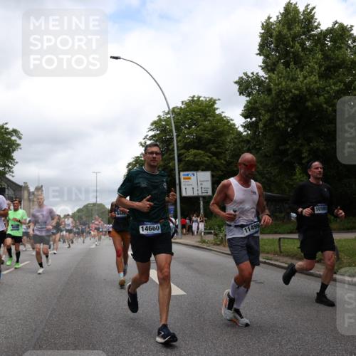29.06.2025 - hella hamburg halbmarathon Yannick Fuchs http://msf.ph/oto/8263440 29.06.2025 10:48:43 20KM 1125, 1327, 1496, 1506, 1628, 2119, 2474, 2561, 2771, 2884, 2955, 3041, 3177, 3652, 3791, 3794, 3861, 3945, 4029, 4189, 4231, 4903, 4938, 5319, 6082, 6084, 6433, 6443, 6587, 6723, 8449, 8487, 8514, 8698, 8772, 8973, 9060, 9227, 10191, 10192, 10263, 10368, 10376, 11184, 11333, 11499, 11747, 11797, 11799, 11976, 12186, 12489, 12526, 12961, 13297, 13988, 14036, 14175, 14592, 14638, 14660, 14834, 14948, 15389, 15408, 15524, 15879, 16047, 17842, 18380 meine-sportfotos.de
