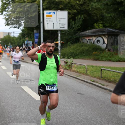 29.06.2025 - hella hamburg halbmarathon Yannick Fuchs http://msf.ph/oto/8263506 29.06.2025 10:36:32 20KM 1169, 1209, 1256, 1441, 1512, 1763, 1903, 1962, 2675, 3523, 5682, 5690, 5987, 6593, 6639, 7092, 7105, 7116, 7363, 8694, 9365, 10415, 11417, 12098, 12588, 13196, 13483, 13709, 14275, 14346, 15521, 15623, 15654, 15846, 15935, 16281, 17159, 17182, 17637, 17926, 18772, 19046 meine-sportfotos.de