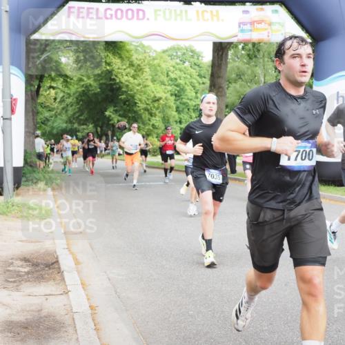 29.06.2025 - hella hamburg halbmarathon MichiJ http://msf.ph/oto/8263517 29.06.2025 10:30:12 Zwischen KM18-KM19 1441, 1570, 1700, 4823, 6550, 6721, 7035, 7432, 9547, 11417, 13725, 15247, 15521, 15623, 18004, 18772 meine-sportfotos.de