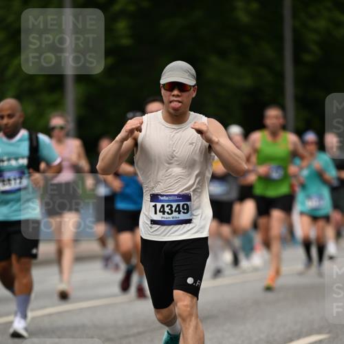 29.06.2025 - hella hamburg halbmarathon Dr. Thomas Lammeyer http://msf.ph/oto/8263547 29.06.2025 10:35:23 Kennedybrücke 1097, 1547, 1844, 1979, 2414, 2754, 2755, 2914, 3281, 3424, 3443, 4817, 5165, 5437, 5943, 6057, 6078, 6195, 6546, 6616, 6640, 6787, 7120, 7604, 7772, 8050, 8812, 8941, 9183, 10148, 10240, 10586, 11178 meine-sportfotos.de