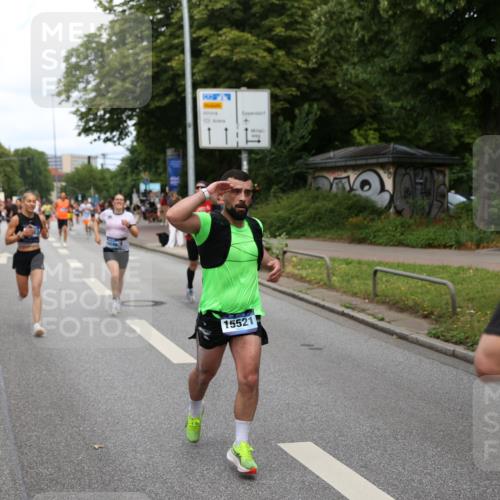 29.06.2025 - hella hamburg halbmarathon Yannick Fuchs http://msf.ph/oto/8263573 29.06.2025 10:36:32 20KM 1169, 1209, 1256, 1441, 1512, 1763, 1903, 1962, 2675, 3523, 5682, 5690, 5987, 6593, 6639, 7092, 7105, 7116, 7363, 8694, 9365, 10415, 11417, 12098, 12588, 13196, 13483, 13709, 14275, 14346, 15521, 15623, 15654, 15846, 15935, 16281, 17159, 17182, 17637, 17926, 18772, 19046 meine-sportfotos.de