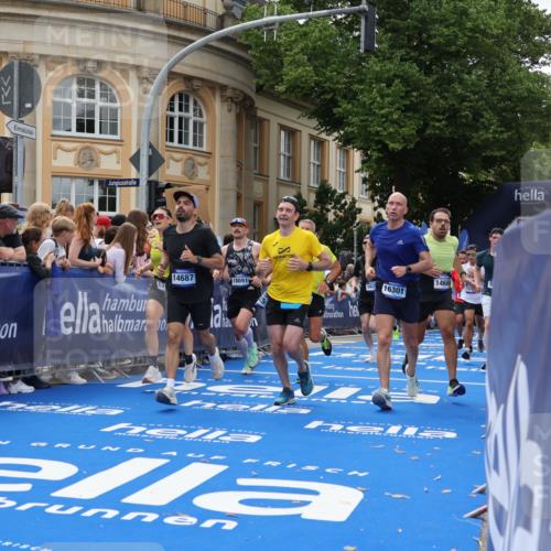 29.06.2025 - hella hamburg halbmarathon Strokosch-Dieckow http://msf.ph/oto/8263612 29.06.2025 10:44:14 Ziel 1220, 1413, 1415, 1902, 4999, 5231, 5275, 5884, 7005, 7191, 8722, 9444, 9633, 10193, 10930, 12159, 12528, 14686, 14687, 15225, 15280, 16301, 16316, 16547, 16648, 16893, 17748, 18691 meine-sportfotos.de
