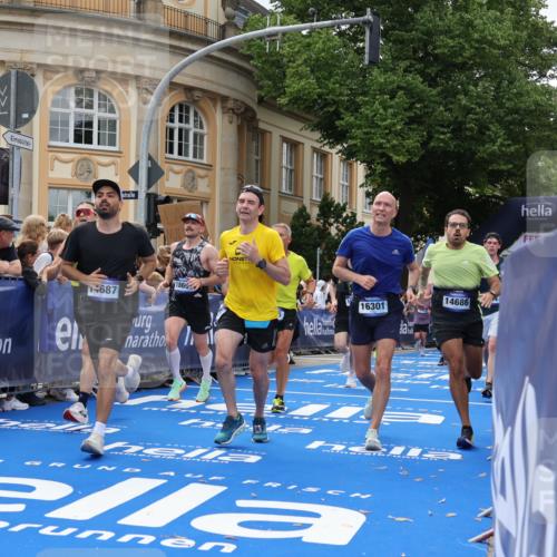 29.06.2025 - hella hamburg halbmarathon Strokosch-Dieckow http://msf.ph/oto/8263630 29.06.2025 10:44:14 Ziel 1220, 1413, 1415, 1902, 4999, 5231, 5275, 5884, 7005, 7191, 8722, 9444, 9633, 10193, 10930, 12159, 12528, 14686, 14687, 15225, 15280, 16301, 16316, 16547, 16648, 16893, 17748, 18691 meine-sportfotos.de