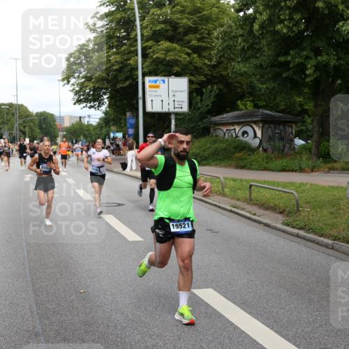 29.06.2025 - hella hamburg halbmarathon Yannick Fuchs http://msf.ph/oto/8263636 29.06.2025 10:36:32 20KM 1169, 1209, 1256, 1441, 1512, 1763, 1903, 1962, 2675, 3523, 5682, 5690, 5987, 6593, 6639, 7092, 7105, 7116, 7363, 8694, 9365, 10415, 11417, 12098, 12588, 13196, 13483, 13709, 14275, 14346, 15521, 15623, 15654, 15846, 15935, 16281, 17159, 17182, 17637, 17926, 18772, 19046 meine-sportfotos.de